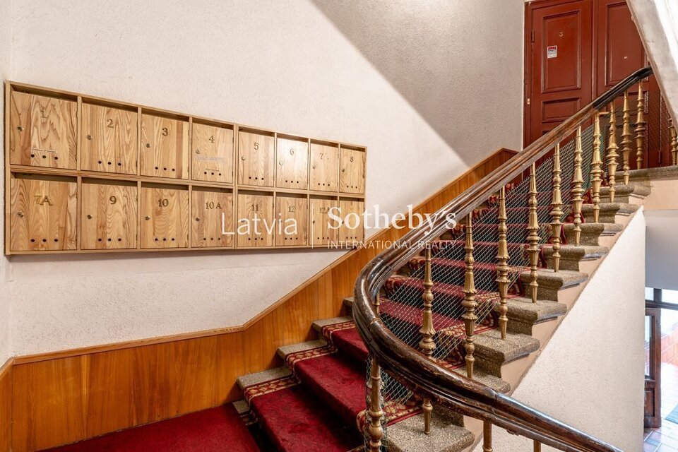 Raiņa bulvāris 3, Rīga