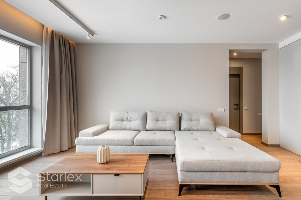 Lielirbes iela 15, Rīga