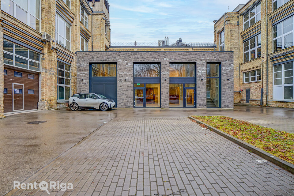 Brīvības iela 214T, Rīga