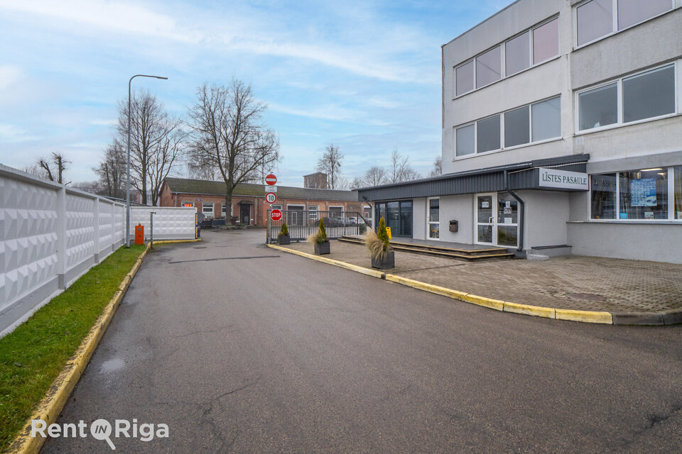 Latgales iela 250, Rīga