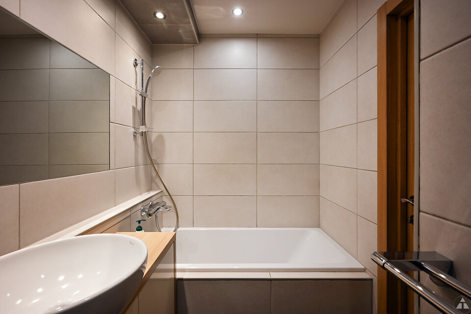 Jāņa Endzelīna iela 5, Rīga