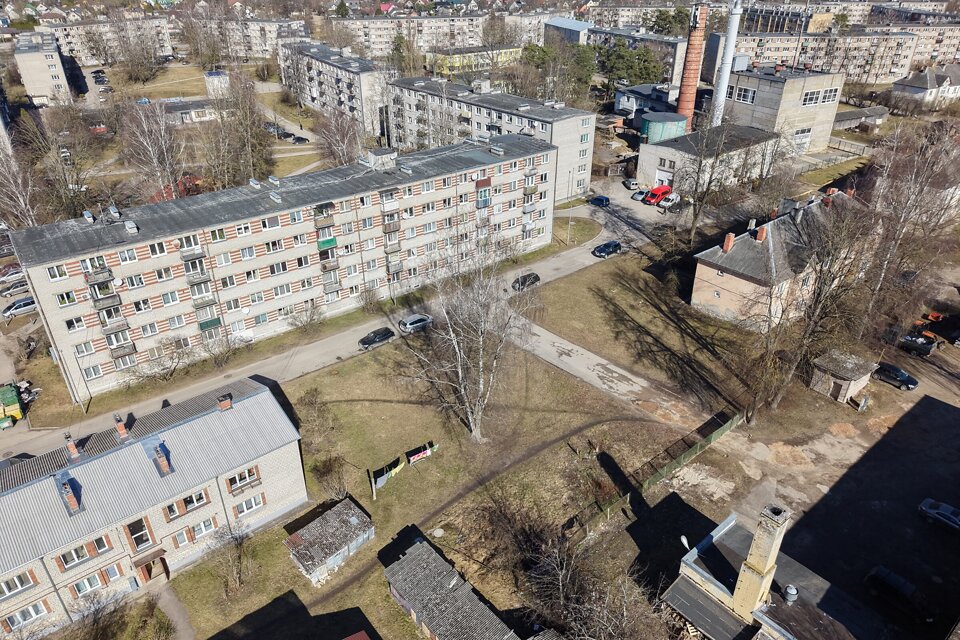 Oškalna iela 9, Jūrmala