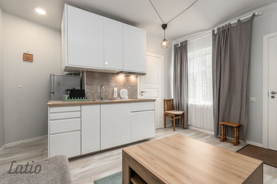 Mazā Piena iela 12, Rīga