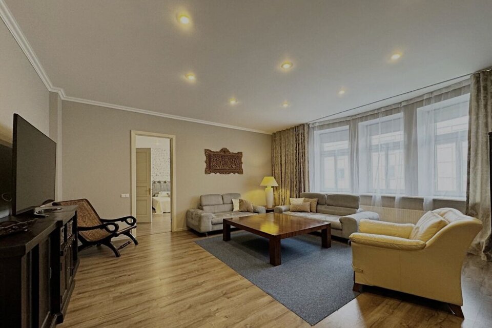 Rūpniecības iela 7, Rīga