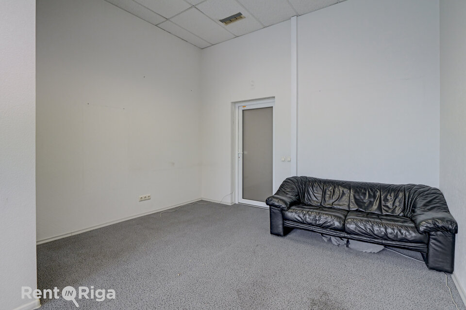 Latgales iela 240, Rīga