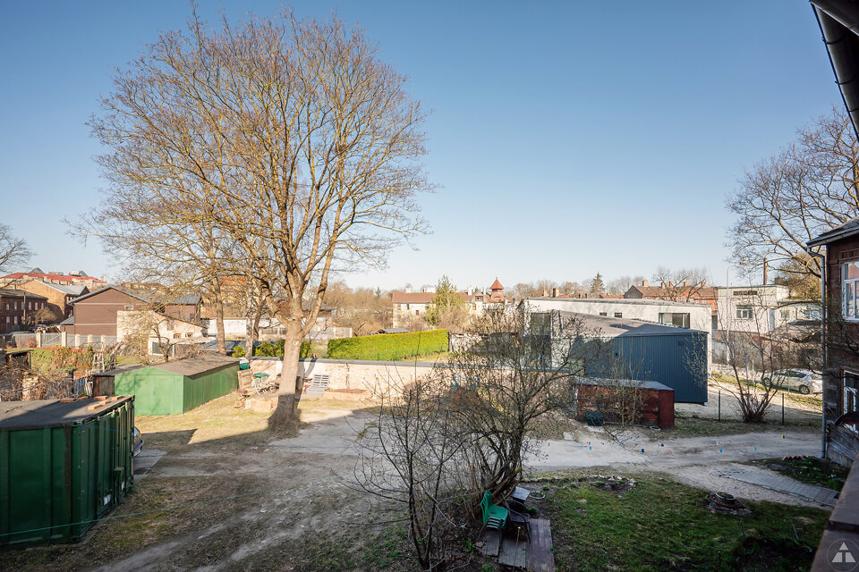 Augļu iela 8a, Rīga