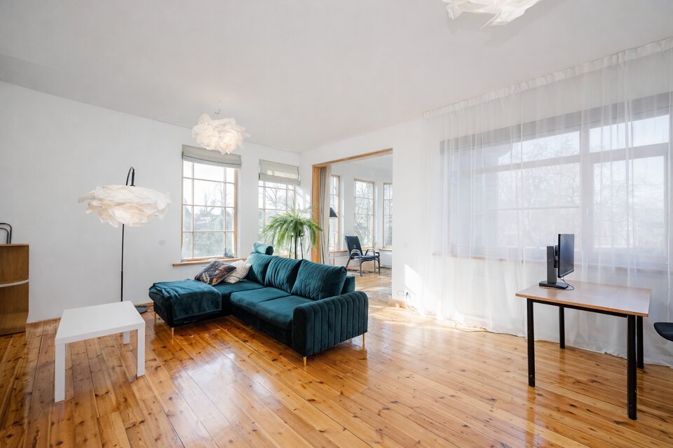 Mežotnes iela 38, Rīga