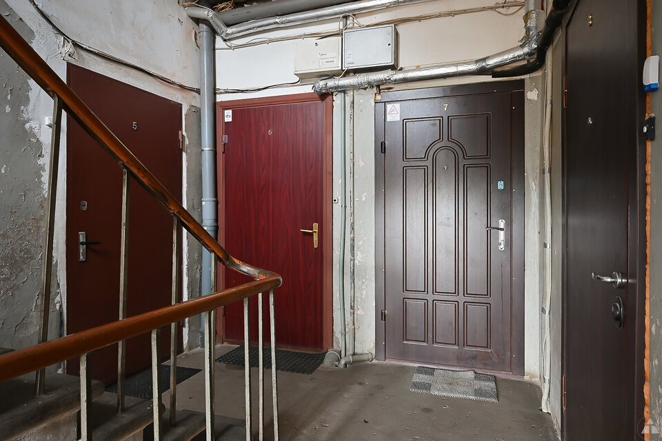 Ropažu iela 98, Rīga