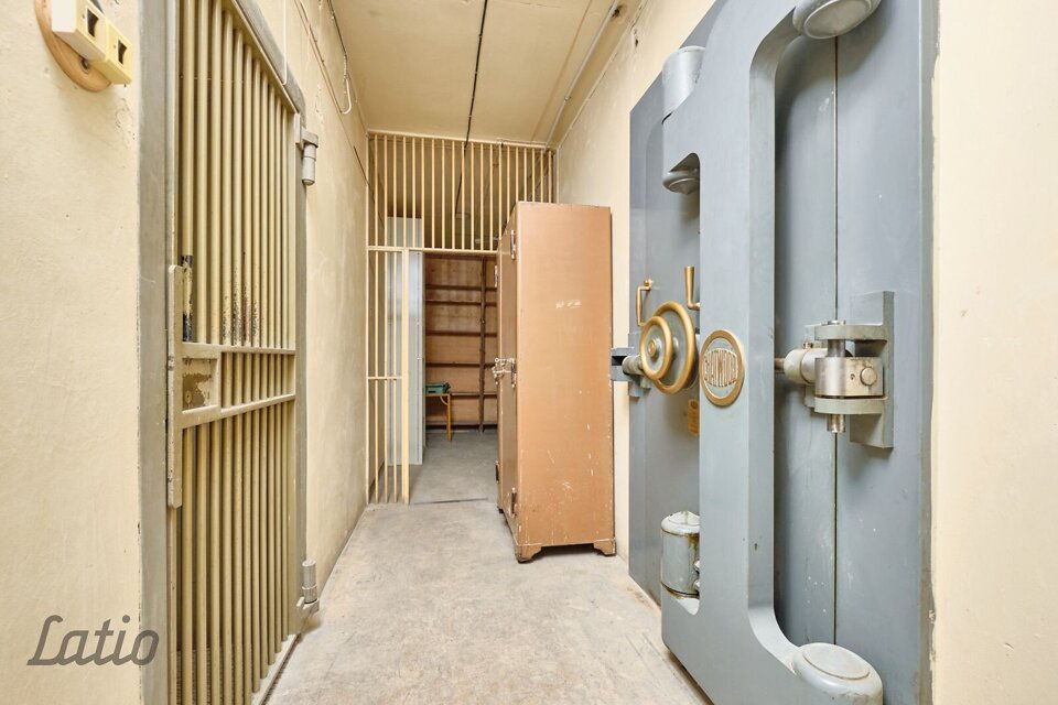 Vaļņu iela 11, Rīga