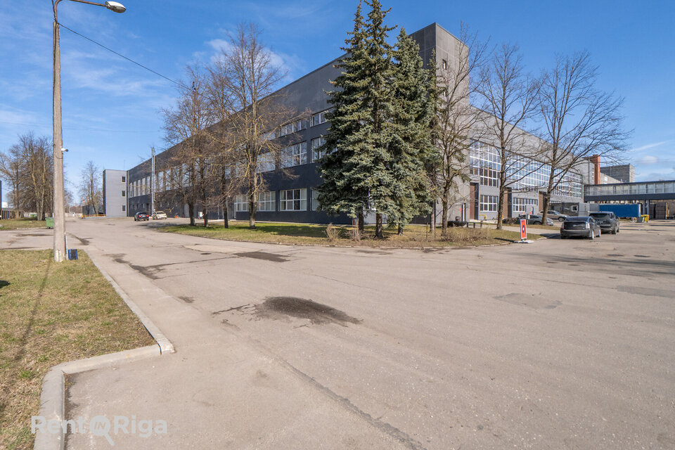 Uriekstes iela 4a, Rīga