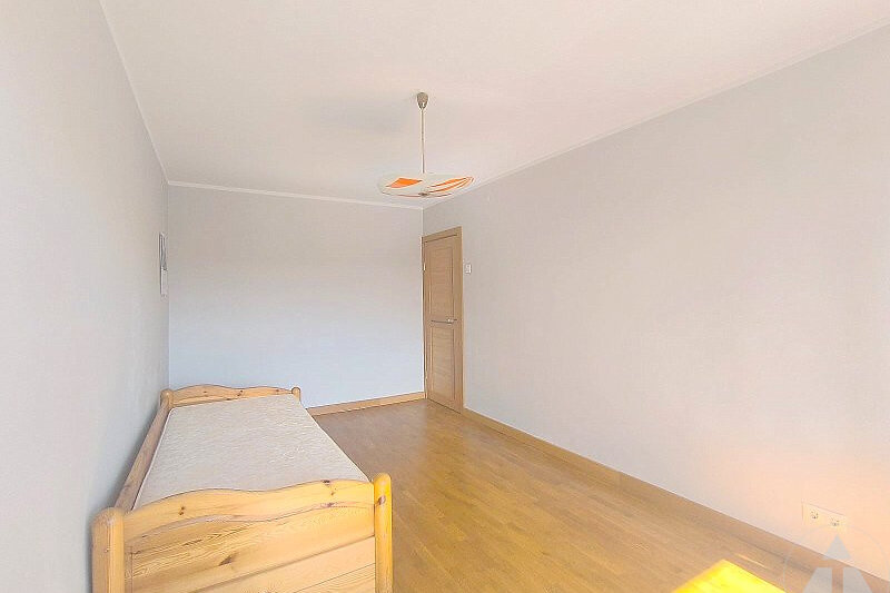 Engures iela 5, Jūrmala