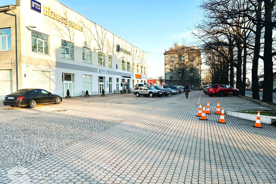 Gustava Zemgaļa Gatve 71A, Rīga