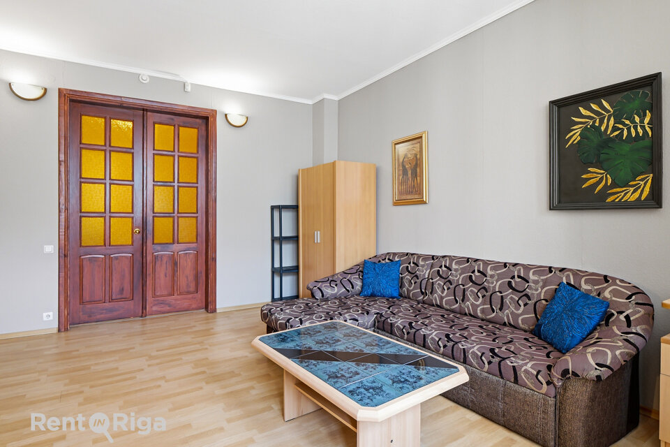 Riharda Vāgnera iela 8, Rīga