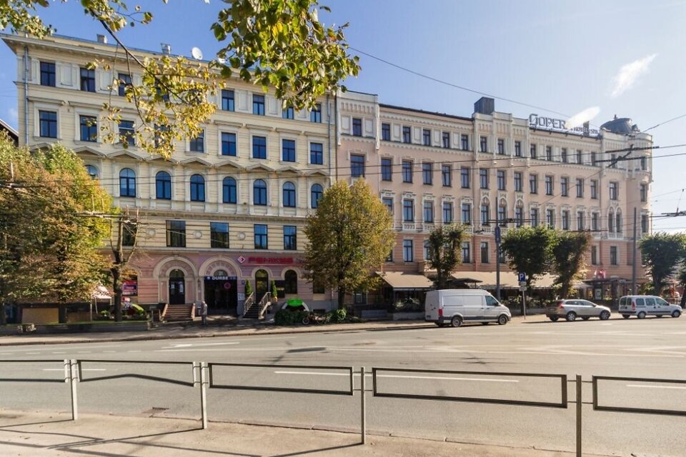 Raiņa bulvāris 31, Rīga