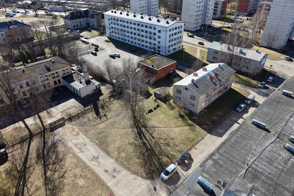 Oškalna iela 9, Jūrmala