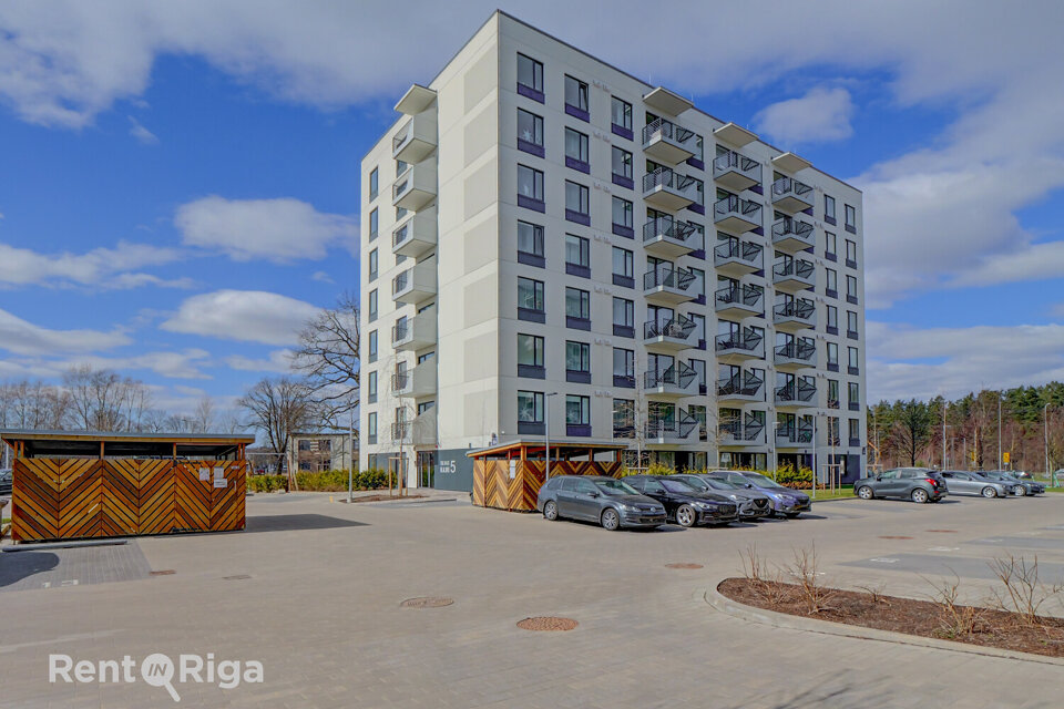 Dzelzavas iela 104, Rīga