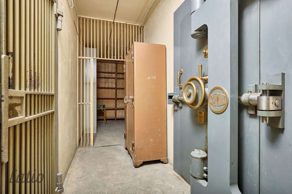 Vaļņu iela 11, Rīga