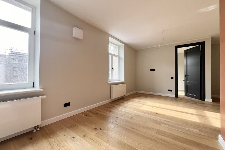 Alauksta iela 7, Rīga