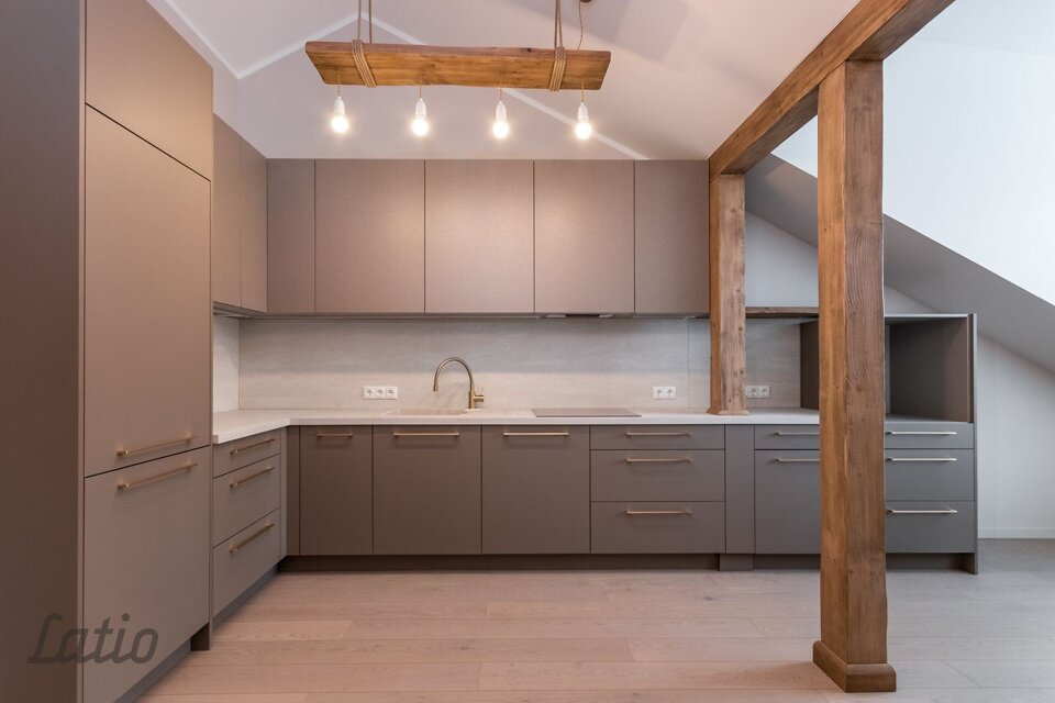 Slokas iela 21, Rīga