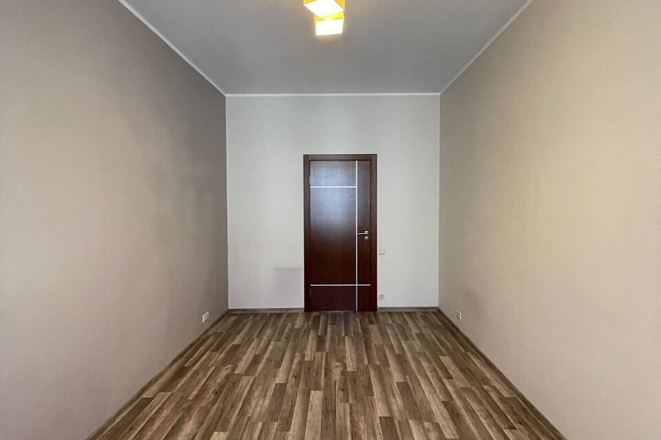 Brīvības iela 102, Rīga