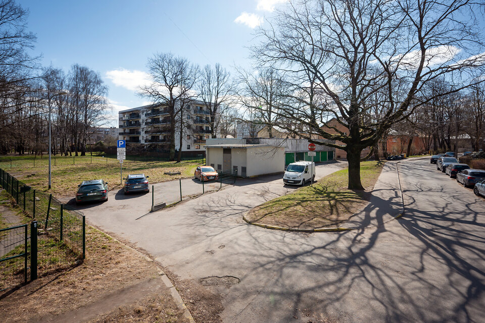 Elvīras iela 1B, Rīga