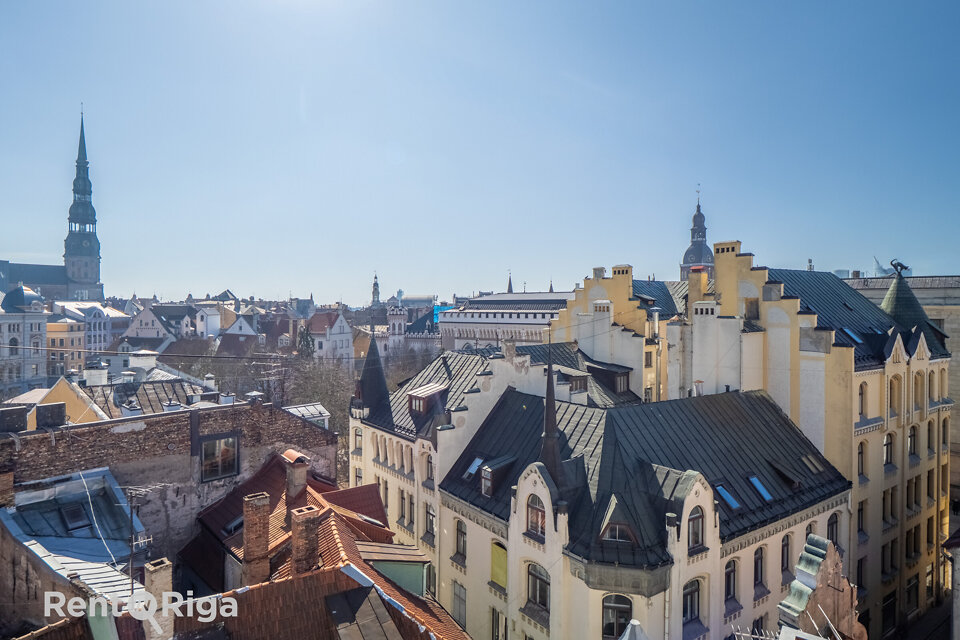 Mazā Smilšu iela 12, Rīga