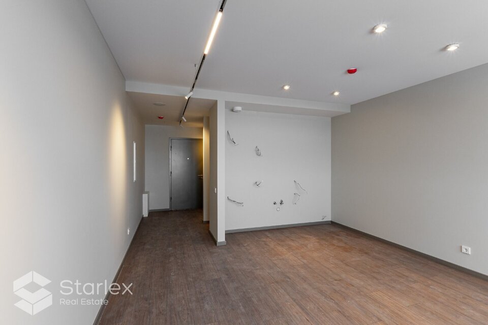 Lielirbes iela 15, Rīga