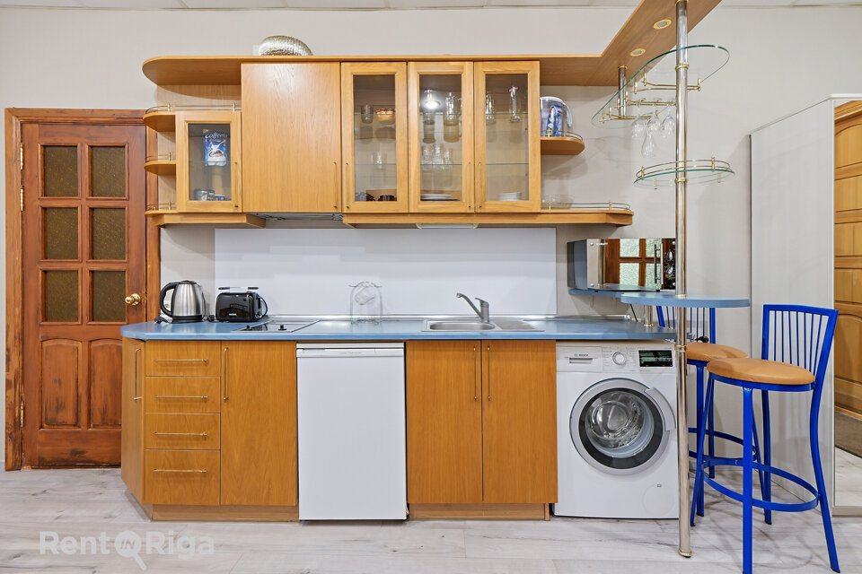 Riharda Vāgnera iela 8, Rīga