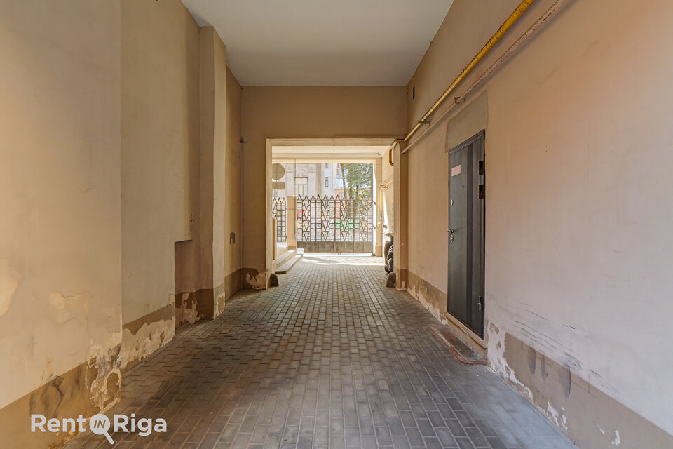 Lāčplēša iela 45, Rīga