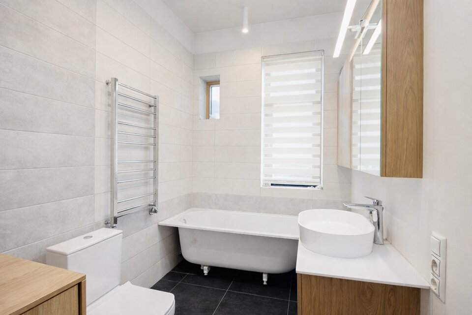 Mežotnes iela 38, Rīga