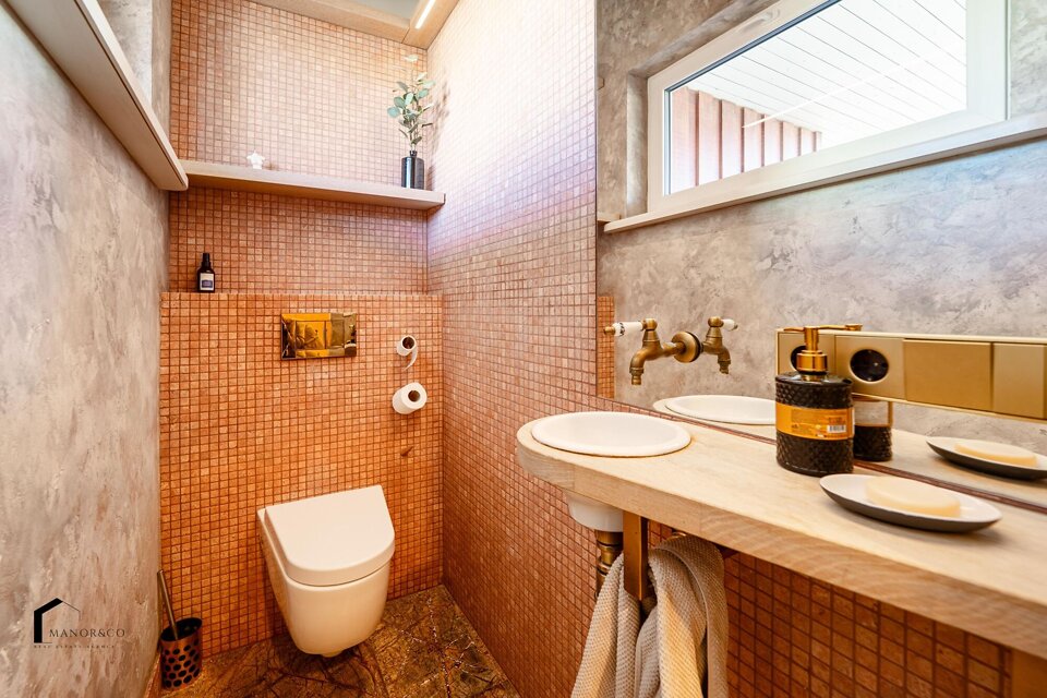 Aroniju iela 11, Ropažu nov.