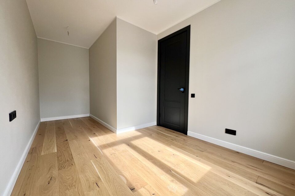 Alauksta iela 7, Rīga