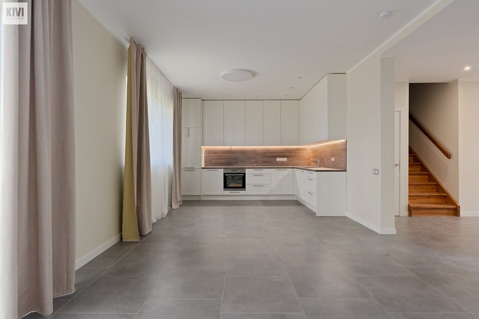 Āķu 1, Baltezers, Ropažu nov.