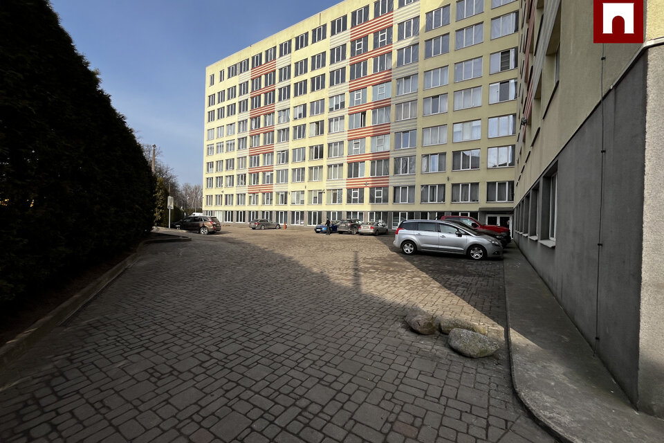 Klusā iela 18, Rīga