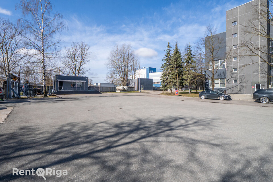 Uriekstes iela 4a, Rīga