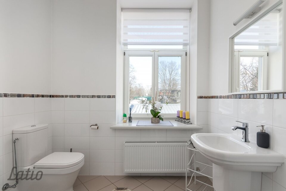 Dubultu prospekts 19, Jūrmala