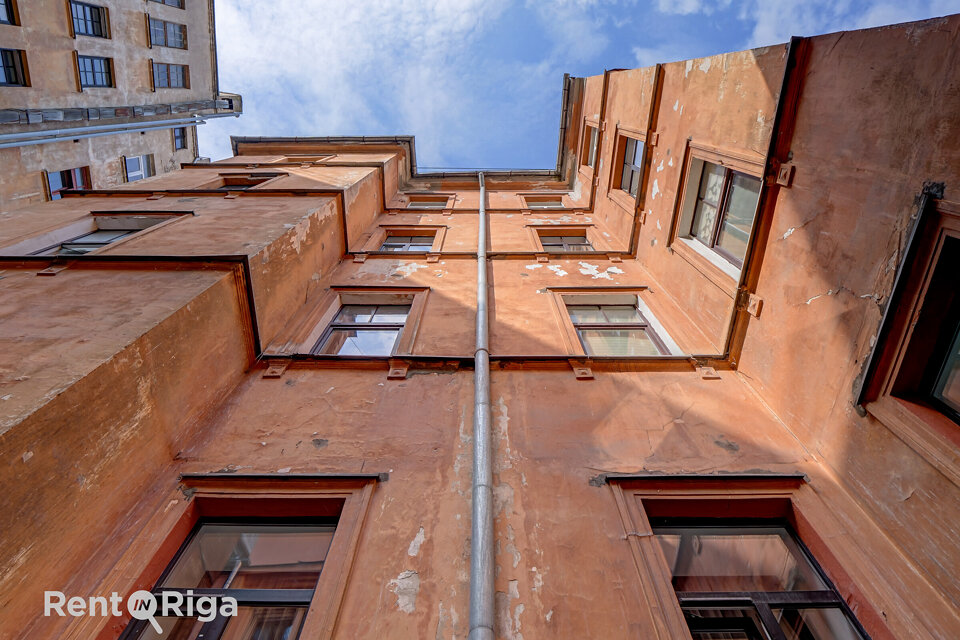 Lāčplēša iela 45, Rīga