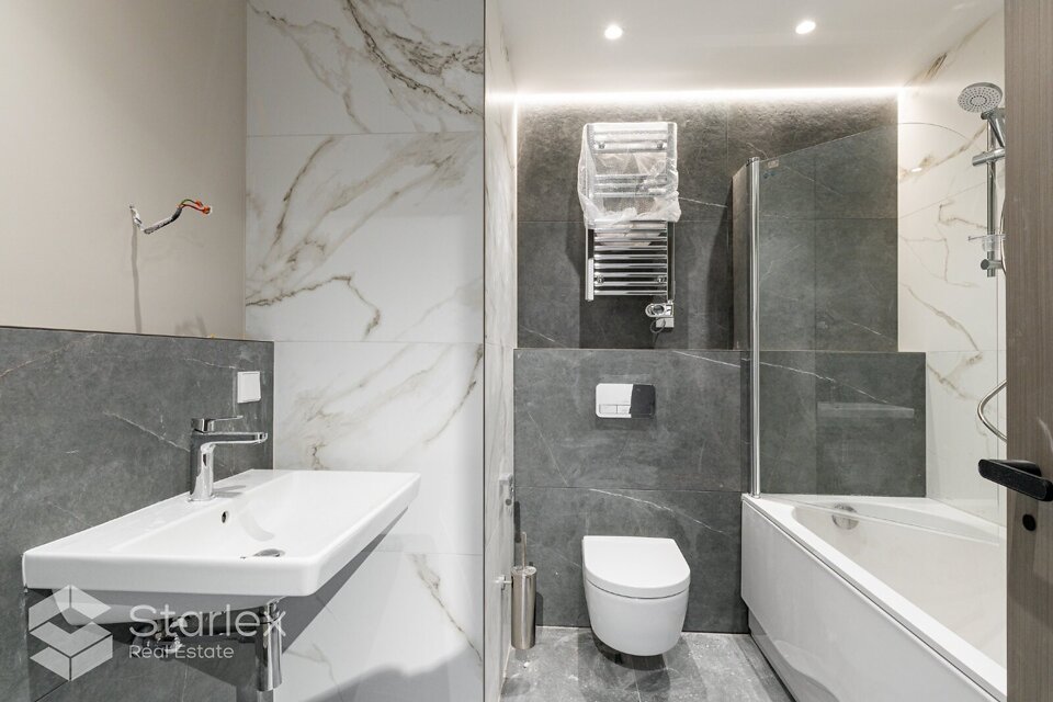 Lielirbes iela 15, Rīga