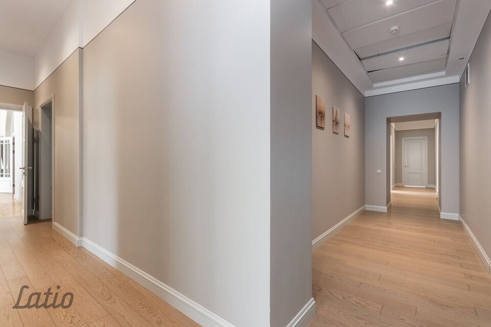 Dubultu prospekts 19, Jūrmala