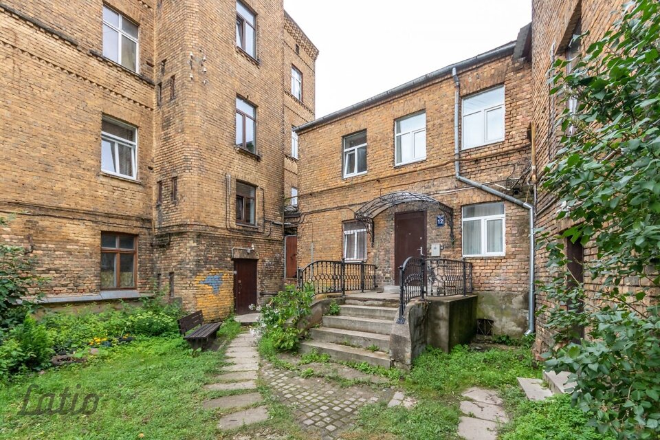 Mazā Piena iela 12, Rīga