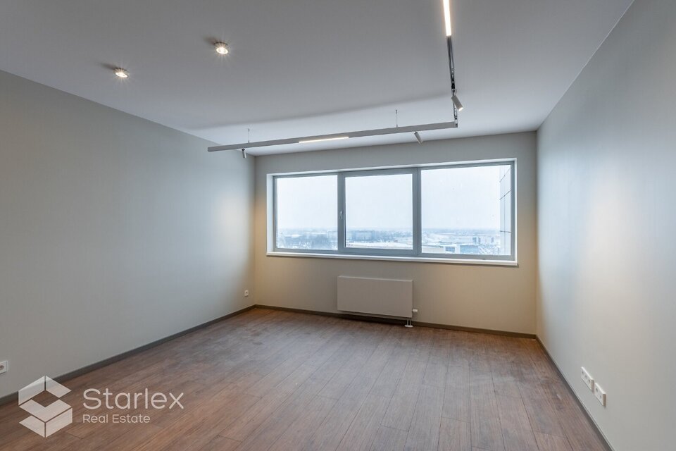 Lielirbes iela 15, Rīga