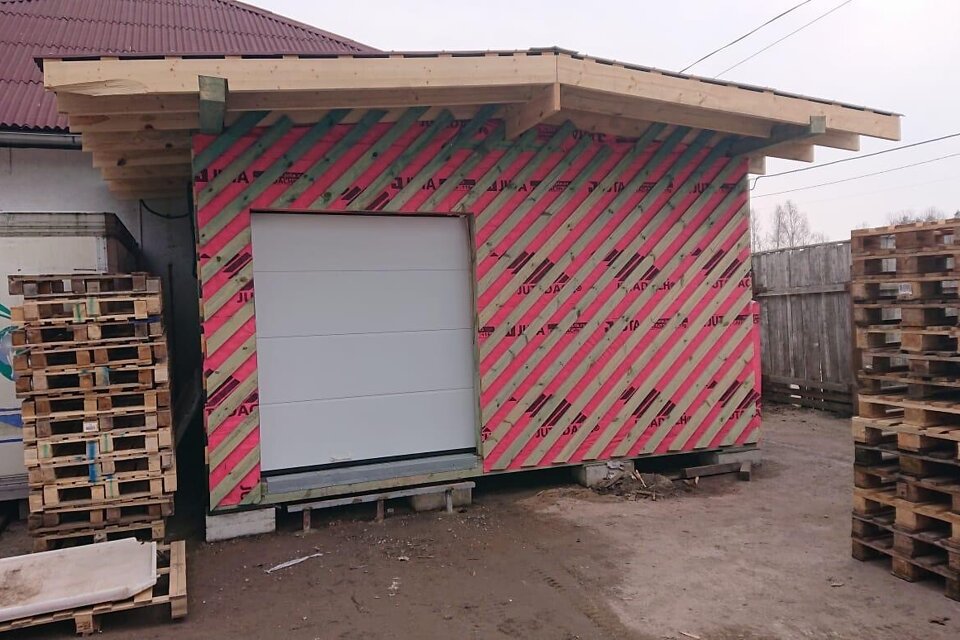 Miera iela 3, Roja, Talsu nov.