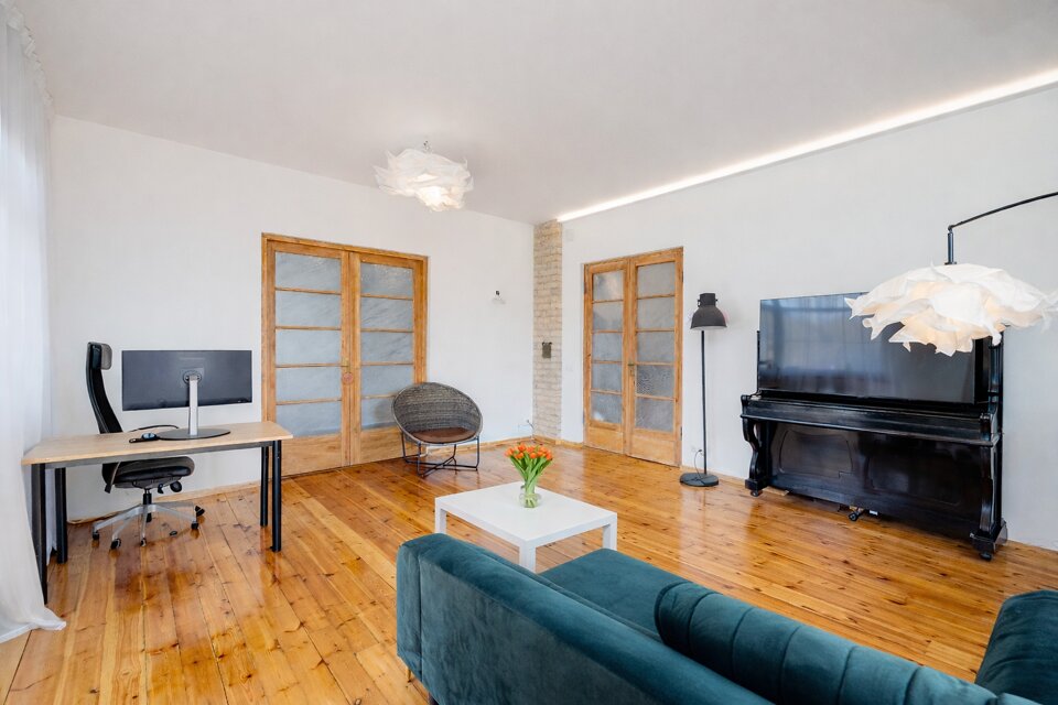 Mežotnes iela 38, Rīga