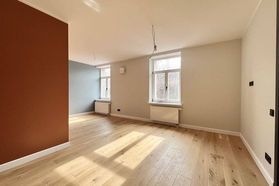 Alauksta iela 7, Rīga