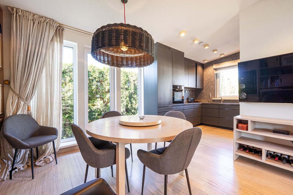 Aroniju iela 11, Ropažu nov.