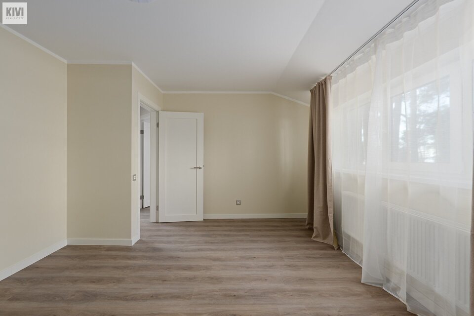 Āķu 1, Baltezers, Ropažu nov.