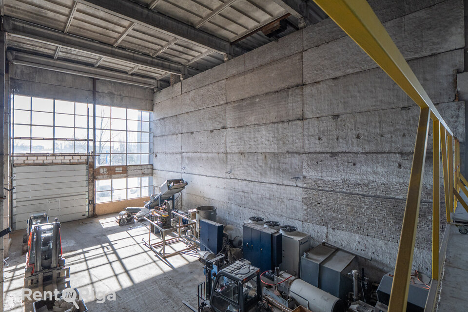 Uriekstes iela 4a, Rīga