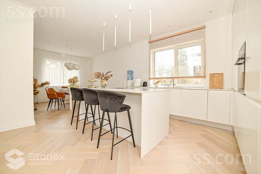 Mazā Sporta iela 11, Carnikava, Ādažu nov.