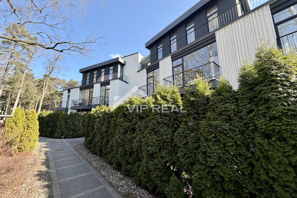 Rīgas iela 90, Jūrmala