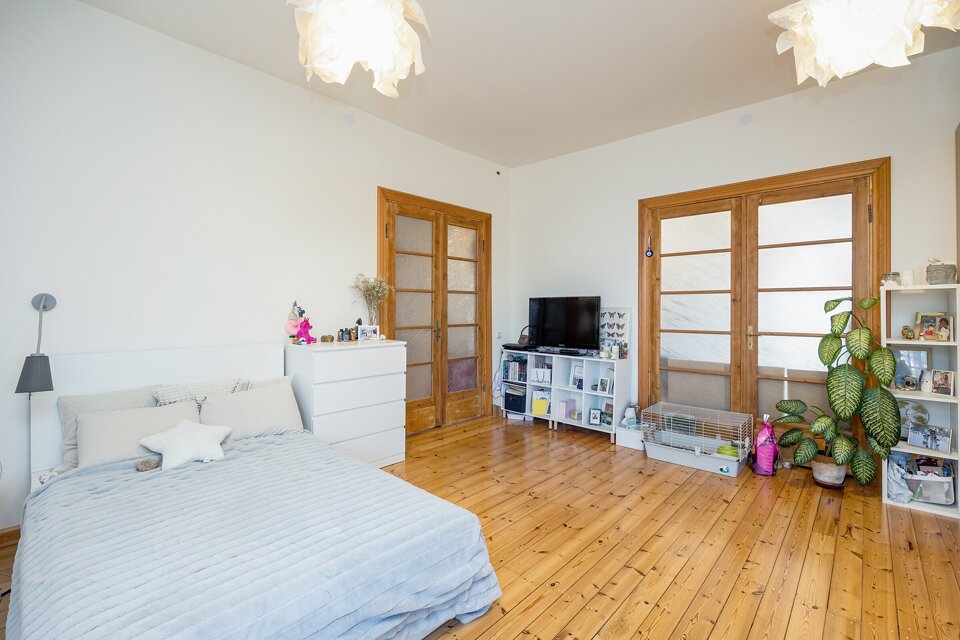 Mežotnes iela 38, Rīga